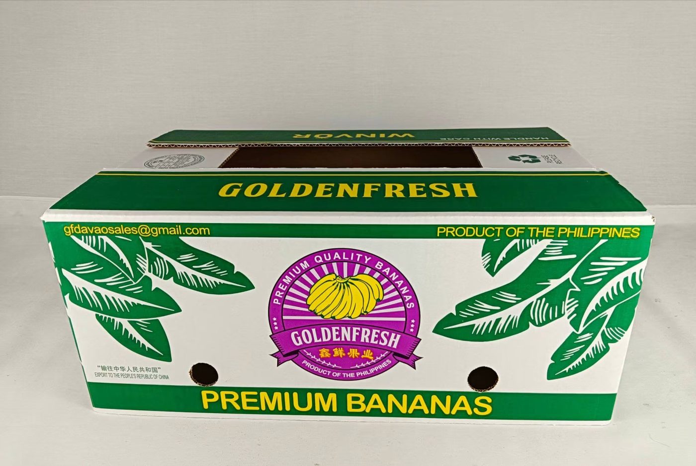 White and green premium banana carton