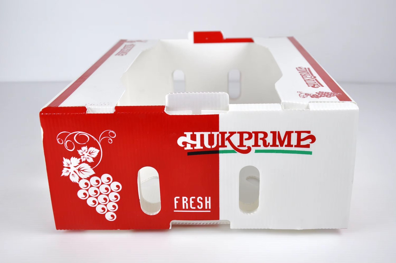 Red and white printed PP grape box